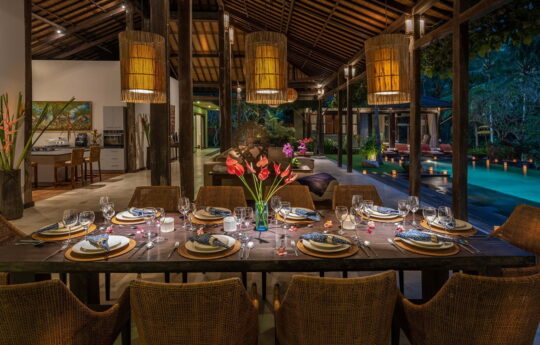 Ubud holiday rental in bali - villa crystal castle