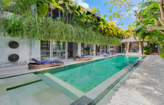 Villa of pool area and sundeck of villa Ipanema during daytime