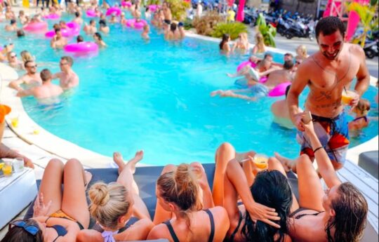 cocoon beach club - rent a bali villa