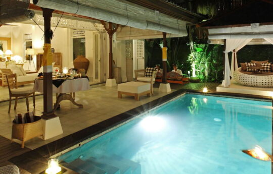 Villa shamballa moon swimming pool and exterior photo at night with lights on